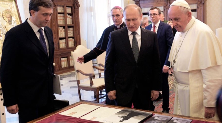 Vladimir Putin y el Papa Francisco