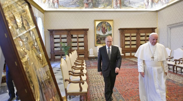 Vladimir Putin y el Papa Francisco