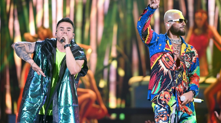Reykon y Maluma en Premios Juventud 2019