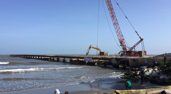 Demolición Muelle de Puerto Colombia