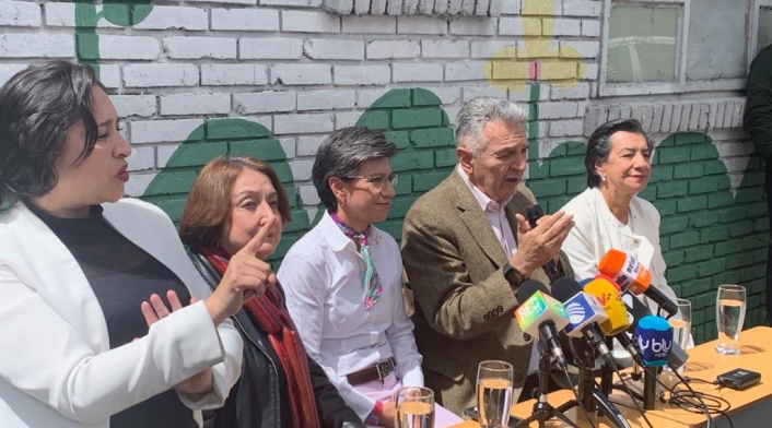 Luis Eduardo Garzón adhirió a la campaña de Claudia López.