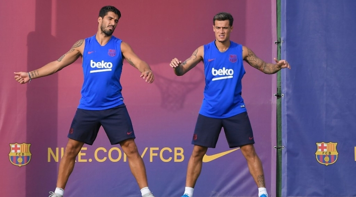 Suárez y Coutinho en un entrenamiento con el FC Barcelona