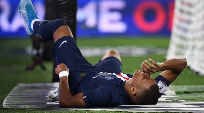 Mbappé lesionado