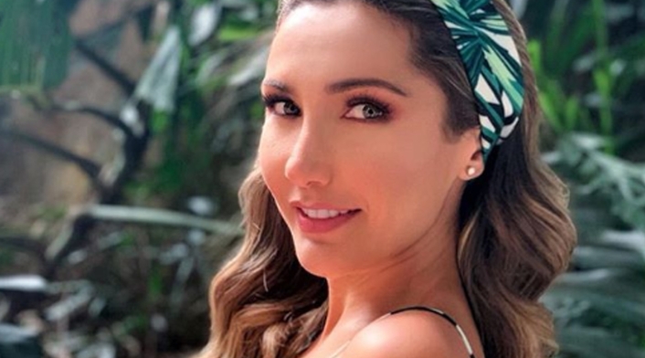 La presentadora publicó una foto sonriendo y generó toda clase de comentarios en sus seguidores