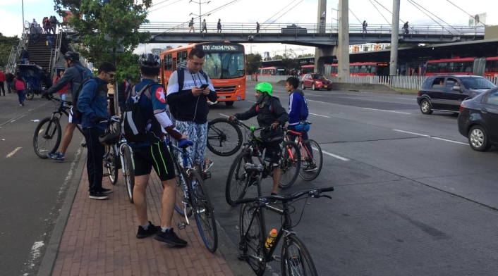 Ciclistas en Bogotá