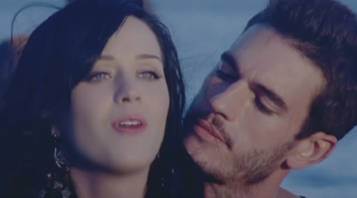 Katy Perry y Josh Kloss