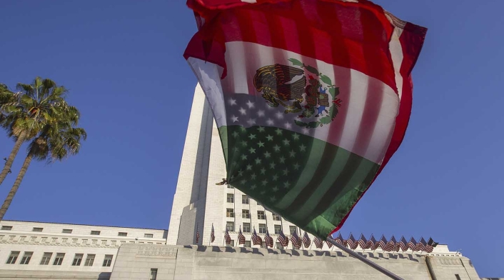 Banderas de México y Estados Unidos. Banderas de México y Estados Unidos.