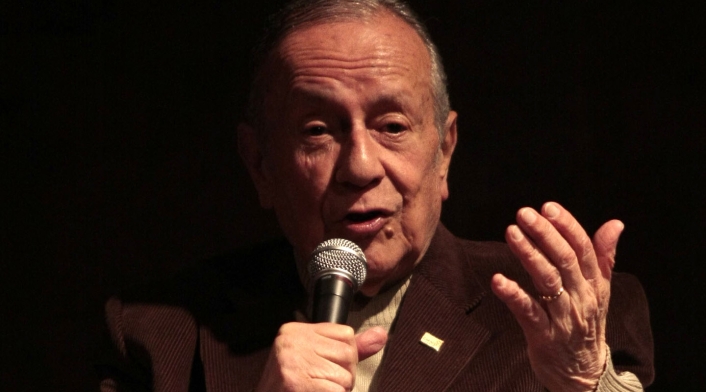 Gabriel Muñoz. Gabriel Muñoz.