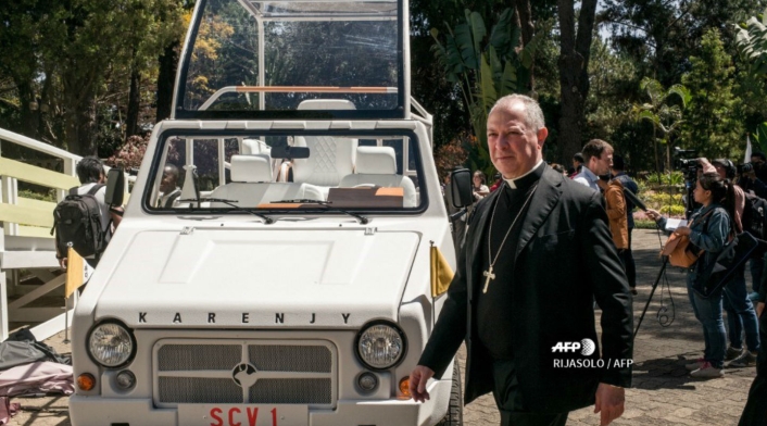 Papamóvil hecho en Madagascar