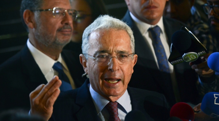 Álvaro Uribe Álvaro Uribe