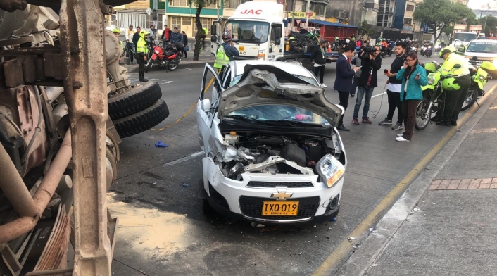 El accidente en la carrera 30 con calle 2, en Bogotá El accidente en la carrera 30 con calle 2, en Bogotá