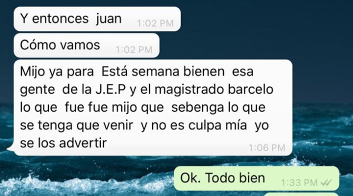 Los chats de Carlos Enrique Vélez