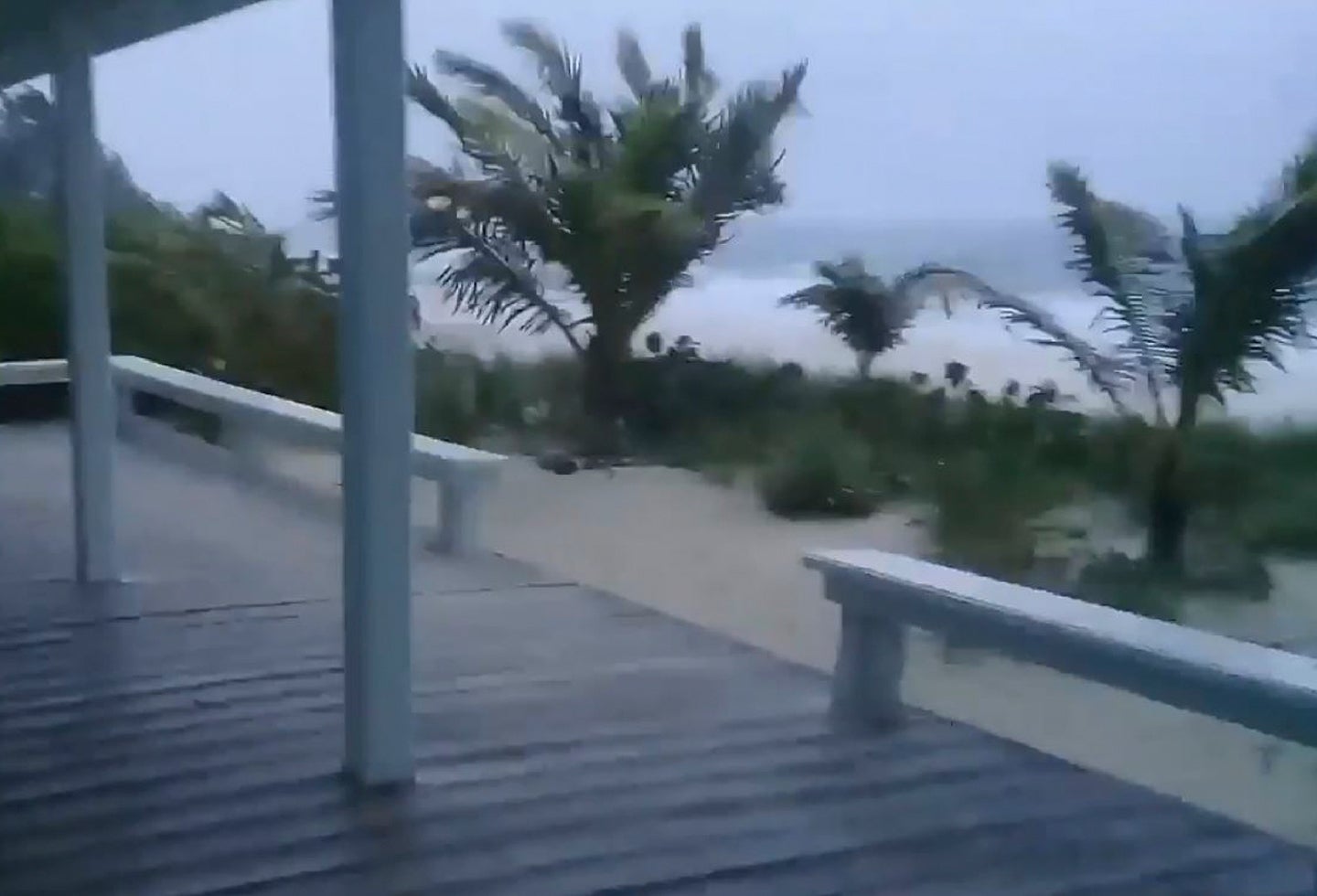 El huracán Dorian pasando por Las Bahamas