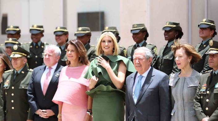 Ivanka Trump en homenaje a cadetes muertos en la Escuela General Santander