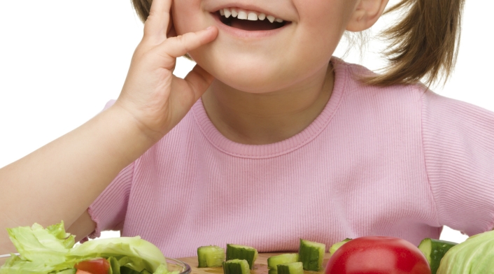 Niños - Niña - Nutrición - Alimentos - Vegetales