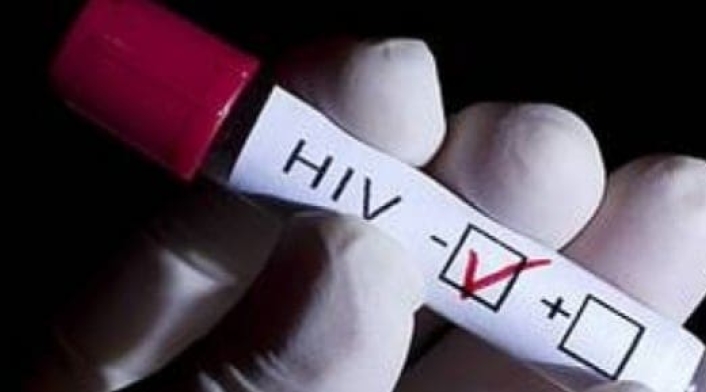 La actividad está asociada a la ruleta rusa sexual, práctica que consiste en tener relaciones sexuales aplicándose sustancias antirretrovirales