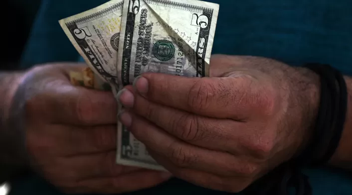 Billetes dólares