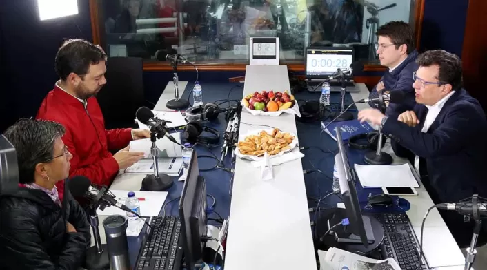Los candidatos a la alcaldía de Bogotá en Debate Inteligente de La FM y La Cariñosa.