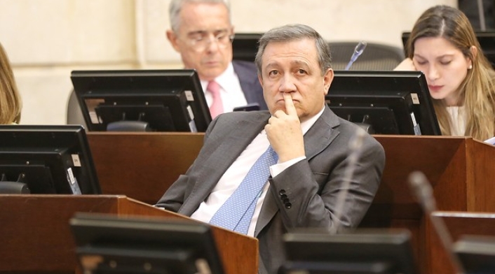 ERNESTO MACÍAS