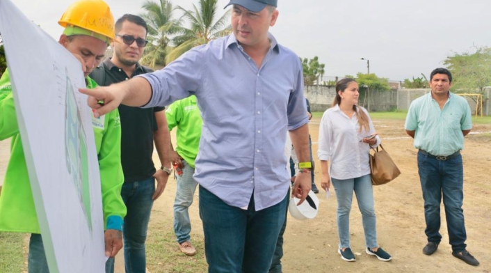 El alcalde es investigado por presuntamente favorecer a un candidato a alcaldía.