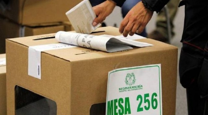 El ciudadano al momento de realizar la consulta en INFOVOTANTES, le indicará el puesto de votación en el que podrá votar