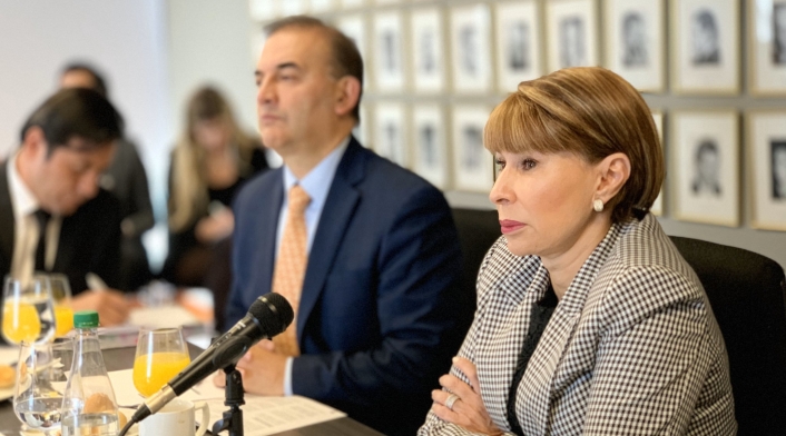 Alicia Arango, ministra de Trabajo, y Carlos Baena, viceministro.