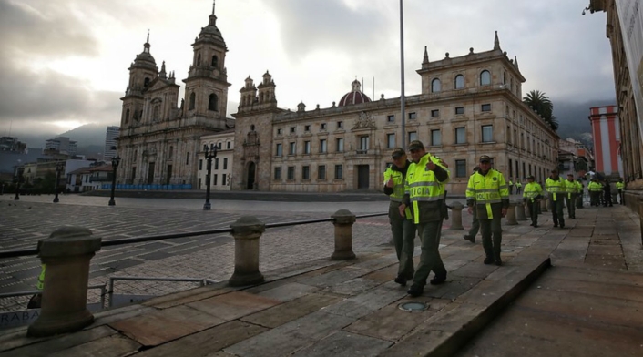 Policías garantizan seguridad en elecciones Policías garantizan seguridad en elecciones