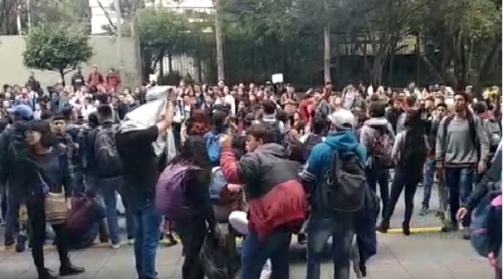 Protesta U. Distrital Protesta U. Distrital