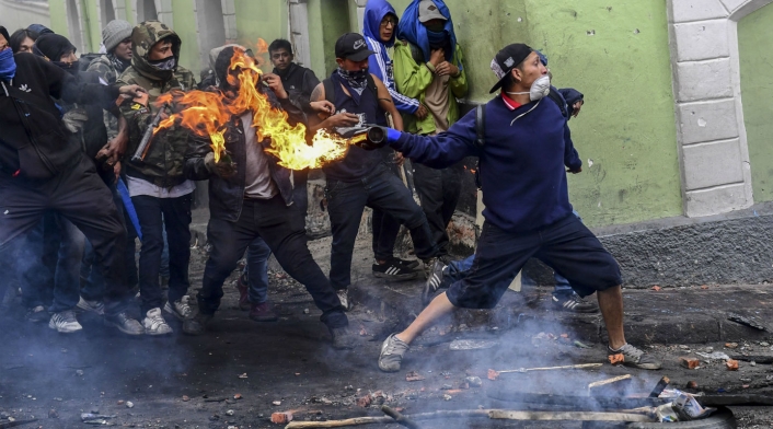 Protestas violentas en Ecuador Protestas violentas en Ecuador