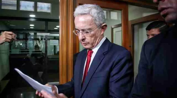 URIBE EN LA CORTE SUPREMA DE JUSTICIA
