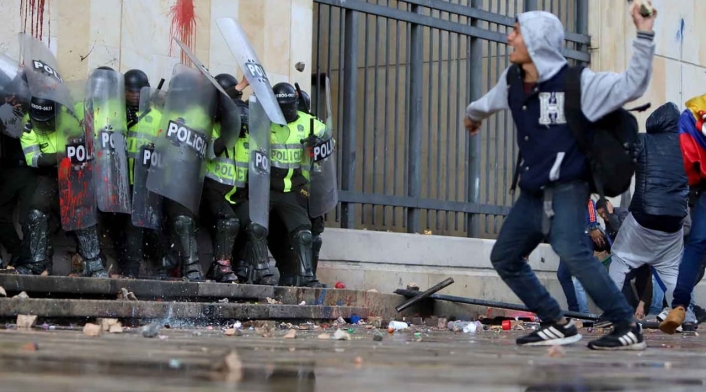 Disturbios y actos vandálicos en Bogotá, en medio de marchas.