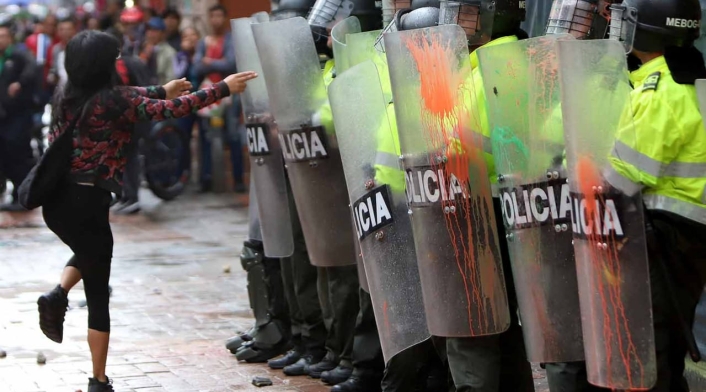 Disturbios y actos vandálicos en Bogotá, en medio de marchas.