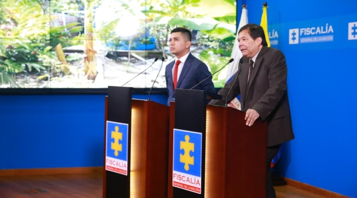 Minvivienda, Jonathan Malagón y el vicefiscal Jaime Camacho, en rueda de prensa.