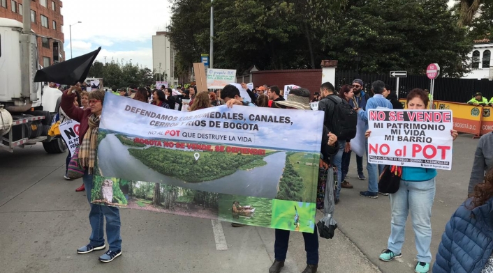 Manifestación contra expedición del POT por decreto