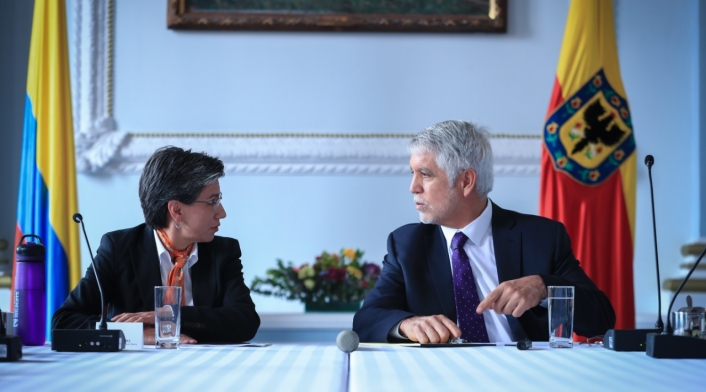 Claudia López y Enrique Peñalosa iniciaron proceso de empalme en la Alcaldía de Bogotá.