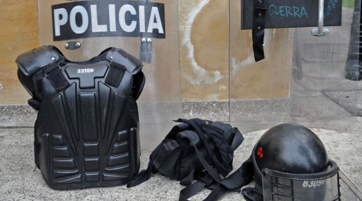 Piezas de un uniforme del Esmad Piezas de un uniforme del Escuadrón Móvil Antidisturbios de la Policía (Esmad).