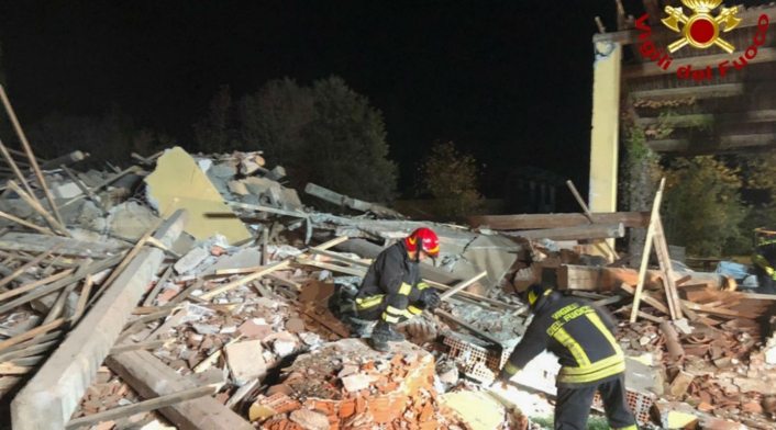 Derrumbe de edificio en Italia