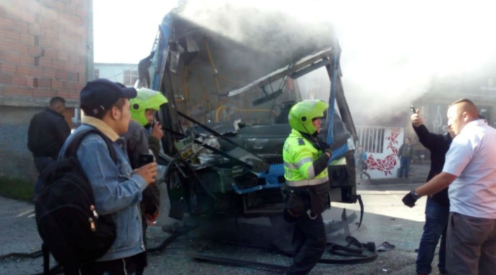 Accidente de bus del Sitp en el sector Lucero.