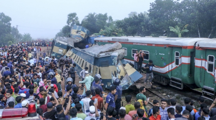 Accidente de tren en Bangladesh Accidente de tren en Bangladesh