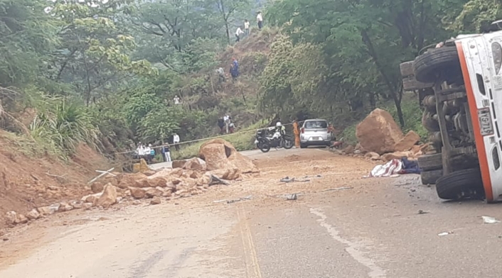Accidente de tránsito en vía Ortega - Chaparral