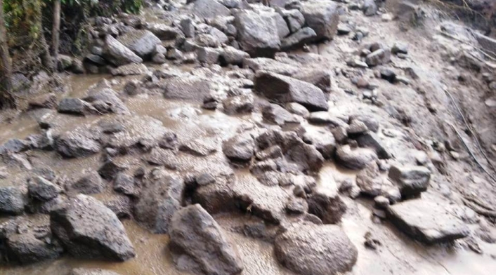 Las fuertes lluvias causaron la avalancha