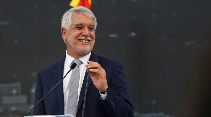 Enrique Peñalosa Enrique Peñalosa