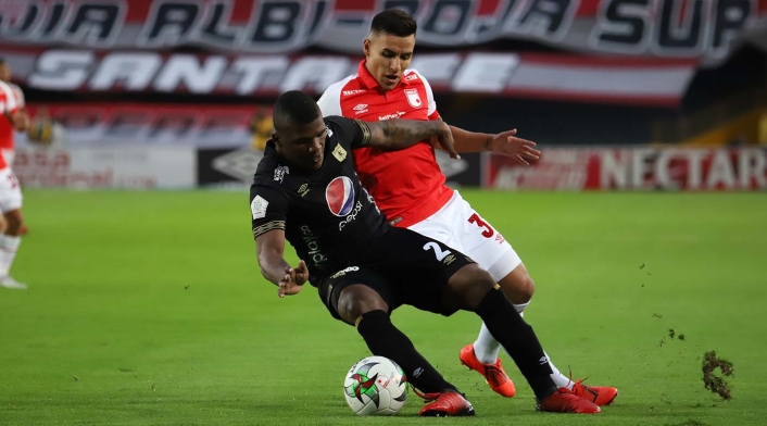 Santa Fe vs América de Cali Santa Fe ante América de Cali en los cuadrangulares de la Liga Águila