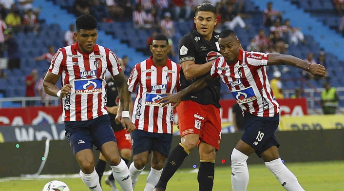 Junior Vs América