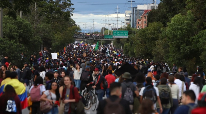 Esta es la primera manifestación, desde el pasado 21 de noviembre que se toma la Autopista Norte.