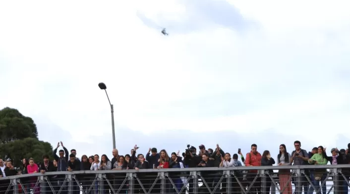 La arengas de los manifestantes piden por cambios sociales.