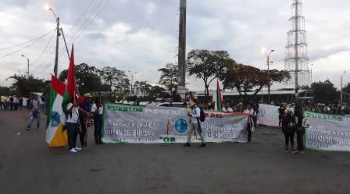 trabajadores e indígenas se concentran en el sector de Sameco.