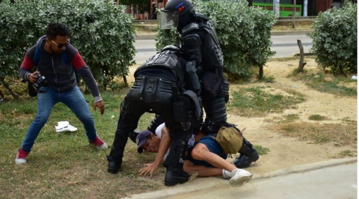 Periodista agredido