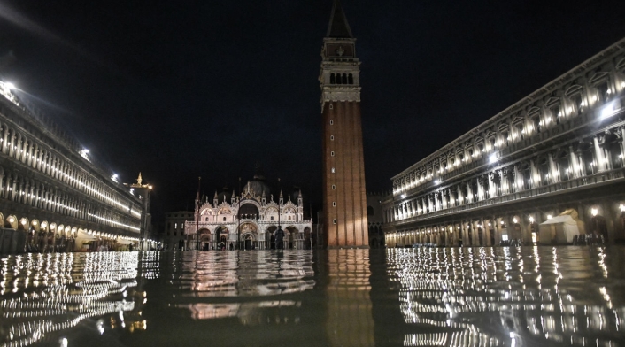 Inundación de la Plaza de San Marco en Venecia