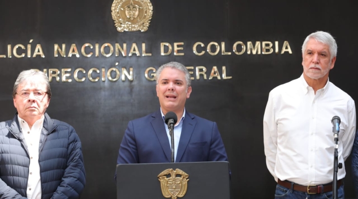 Iván Duque se pronuncia tras el toque de queda en Bogotá Iván Duque se pronuncia tras el toque de queda en Bogotá